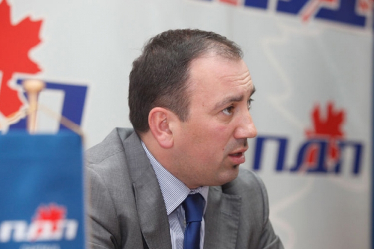 Crnadak: Uvažiti i poštovati ulogu Republike Srpske