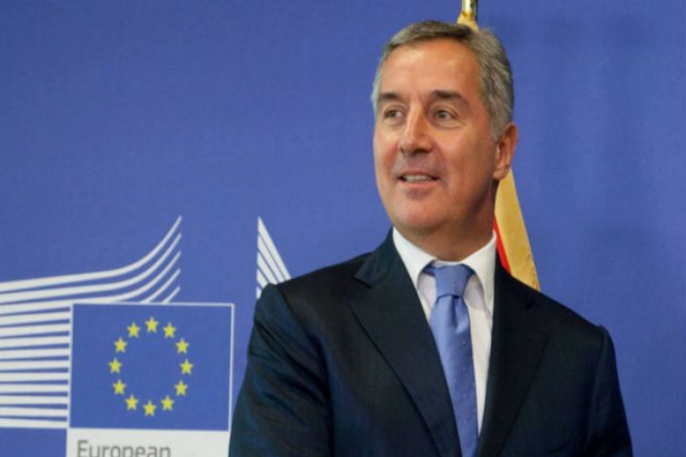 Đukanović: Na referendumu bi pobijedila opcija za NATO