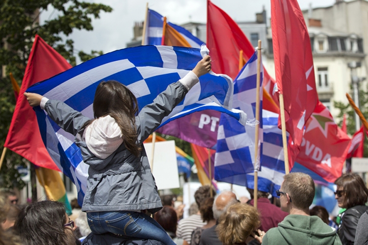 Hiljade demonstranata pružaju podršku Atini