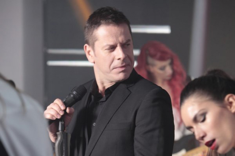 Vlado najavio i treći koncert za Bjelicu, ona ga preklinje da ne pjeva