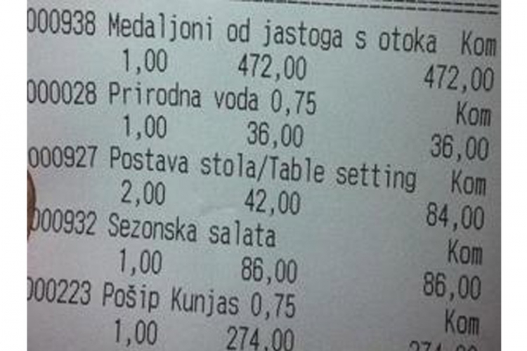 Uzeli im 22 marke za postavljanje stola
