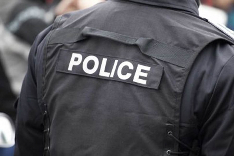 Američki policajac ranio četvorogodišnju djevojčicu