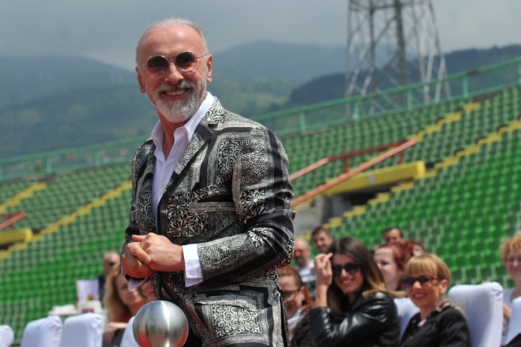 Merlin: Drago mi je da ljudi nisu ravnodušni na moje koncerte