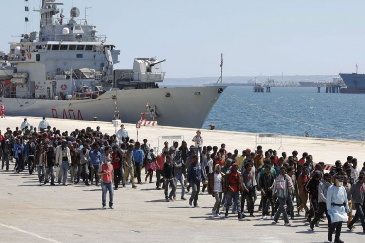 U zemlje EU biće raspoređeno 60.000 migranata