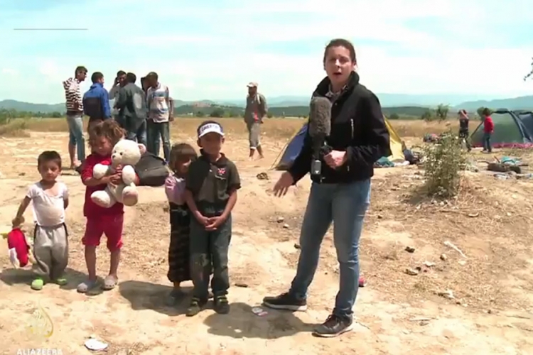 Stotine migranata između Grčke i Makedonije (VIDEO)