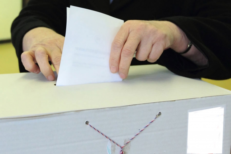 Počelo izjašnjavanje o povjerenju načelniku opštine Milići