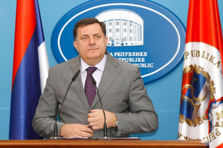 Dodik traži da se odbaci rezolucija