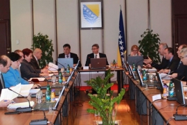 Ostaju iste plate u institucijama