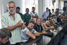Grobari godinu dana rade bez plate 