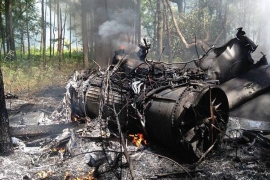 Američki F16 udario u civilni avion