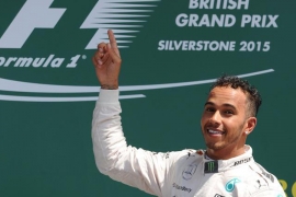 Hamilton: Teško je gledati muke Meklarena