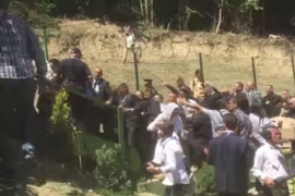 Dramatičan snimak napad na Vučića: "Ubij ga"