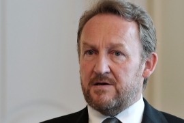 Izetbegović: Ne stojim iza napada na Vučića