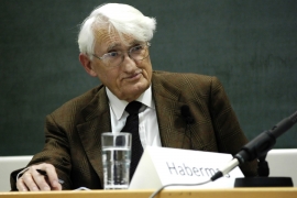 Habermas: Merkelova prokockala politički kapital Njemačke