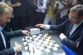 Vučić nadigrao Izetbegovića u šahu, dogovoren revanš