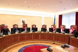  Plate i naknade "progutale" tri četvrtine budžeta
