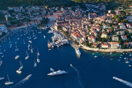 Turisti očajni, Jadran bezobrazno skup