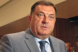 Dodik: Prihvatam pomoć Srbije i EU da izbjegnemo referendum