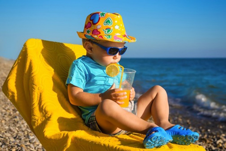 Bebe do šest mjeseci ne smiju na sunce