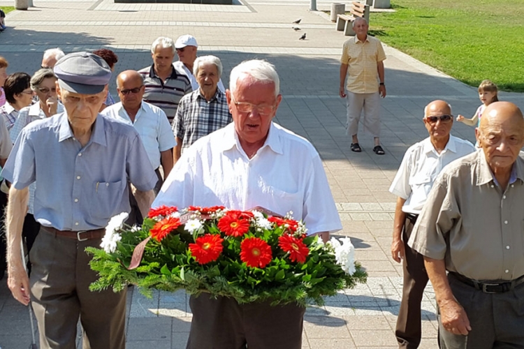 Obilježene 74 godine od ustanka