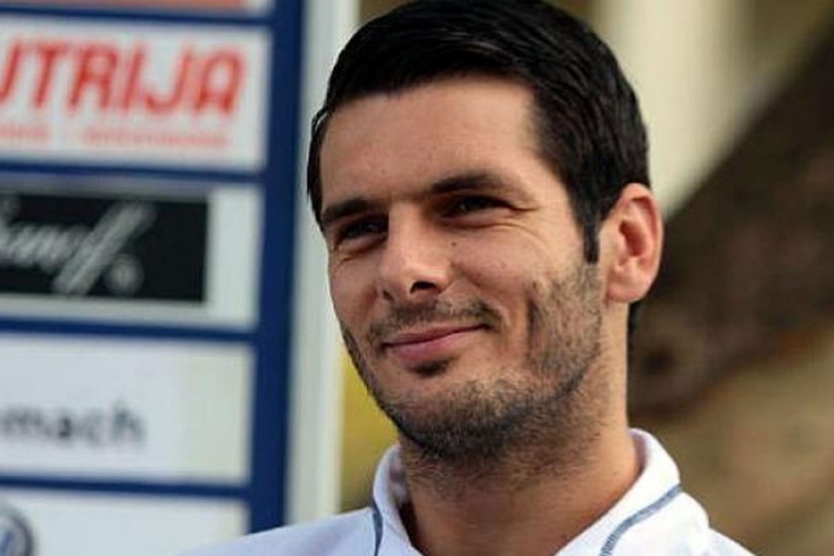  Spahić godinu dana u HSV-u