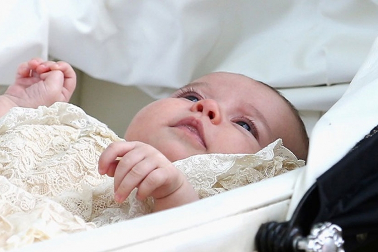 Princeza pozajmila haljinu od brata (FOTO, VIDEO)