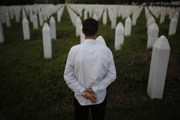 Kinkel: UN, NATO, EU i ja krivi smo za Srebrenicu