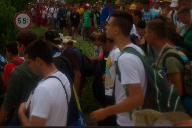 Učesnici "Marša mira" prolaze posljednju etapu