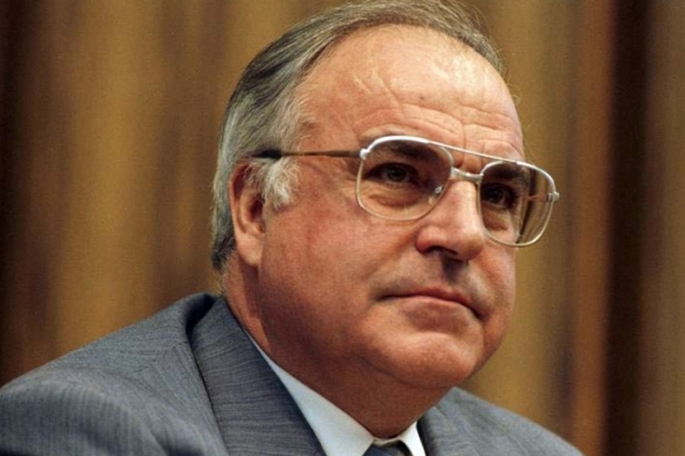 Helmut Kol umro tehničkom greškom