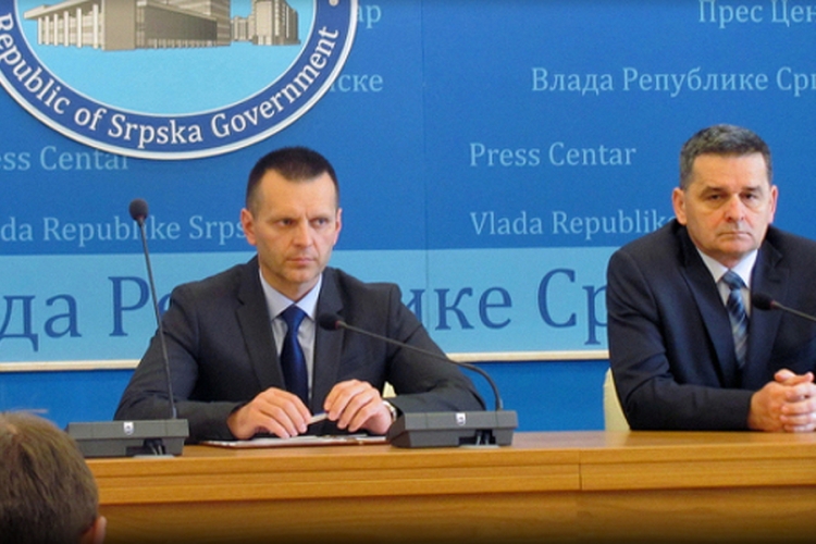 Lukač: Vučića napao pripadnik obezbjeđenja