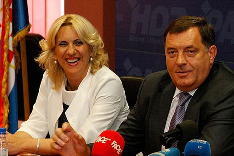 Dodik i Cvijanović čestitali Đokoviću