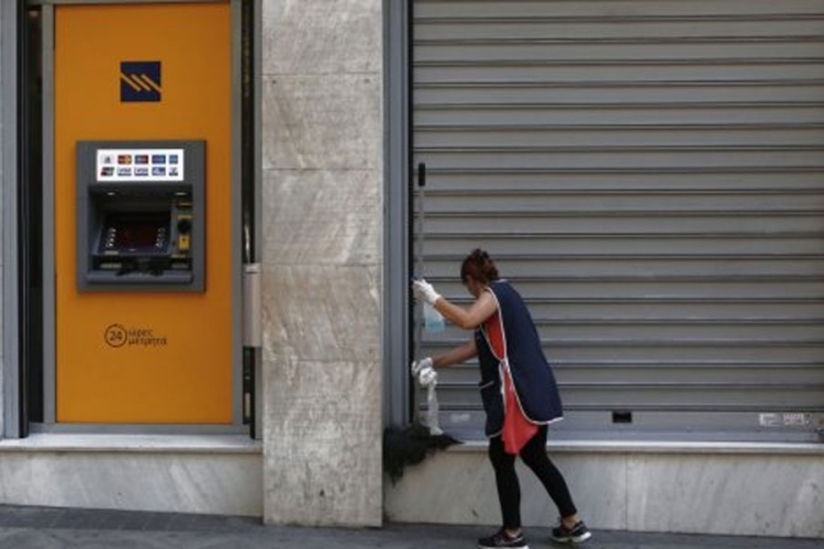 Život sa pet evra u džepu: Grci jedva spajaju kraj s krajem