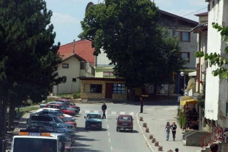 Na mirnim protestima 400 ljudi