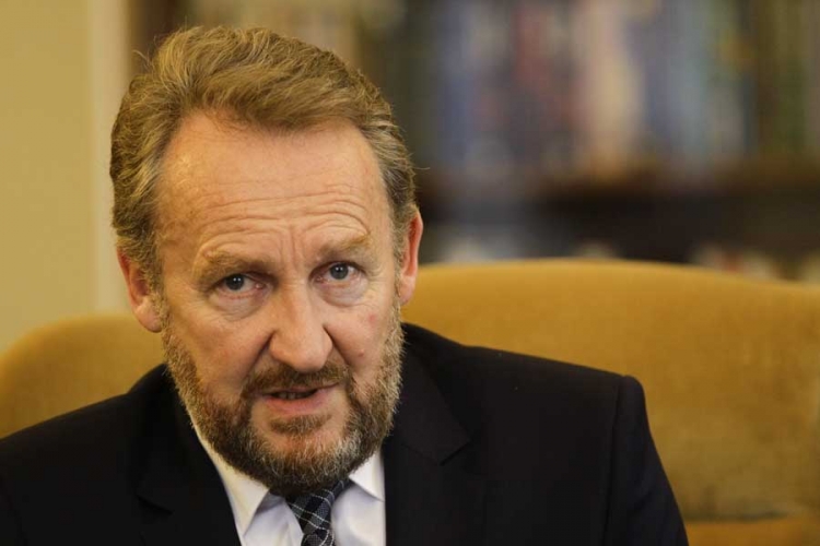 Izetbegović za NEZAVISNE: Rado ću se odazvati pozivu da dođem u Beograd
