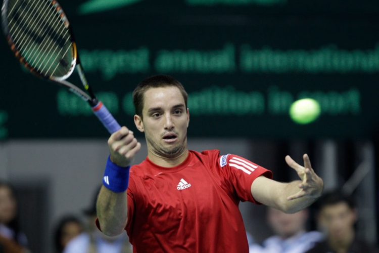 Troicki poražen od Delbonisa, Srbija gubi sa 2:0