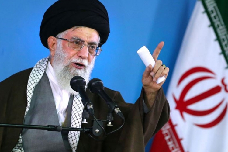 Hamenei: Ne mijenjamo stav prema arogantnoj Americi