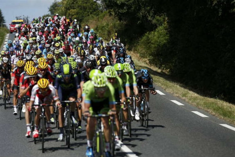 Kamings pobjednik 14. etape Tur de Fransa, Frum i dalje prvi