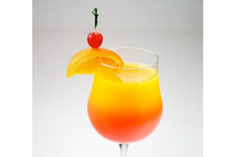 Tequila sunrise: savršen koktel za vrele dane