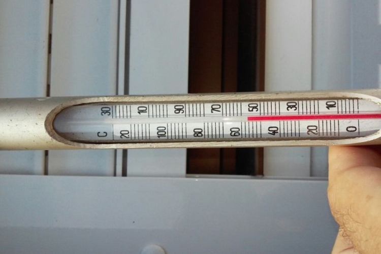 U Podgorici juče izmjereno 54 stepeni