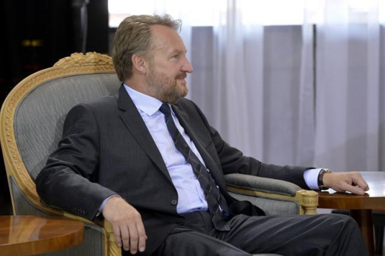 Izetbegović: Tražio sam sastanak u Beogradu i šetnju Knez Mihailovom