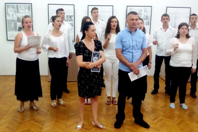 Otvorena izložba o kulturno-prosvjetnim društvima