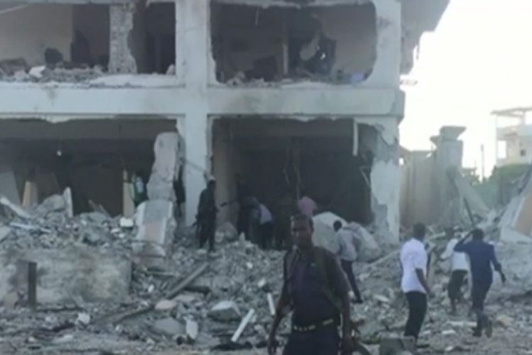 Somalija: 13 poginulih u napadu na hotel u Mogadišu