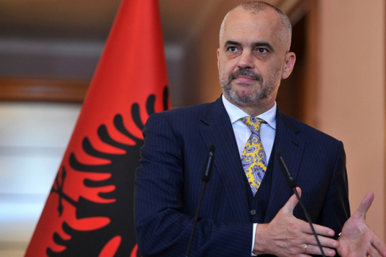 Albanija neće staviti veto na prijem Makedonije u NATO
