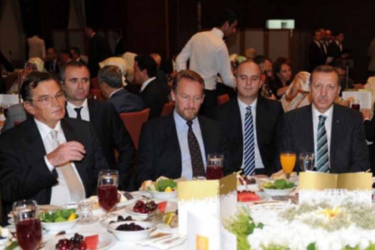 Izetbegovića savjetuje Turčin Čilek, a Erdoana Bošnjak Silajdžić
