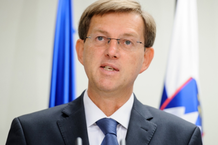 Cerar: Hrvatska ne može izaći iz arbitraže