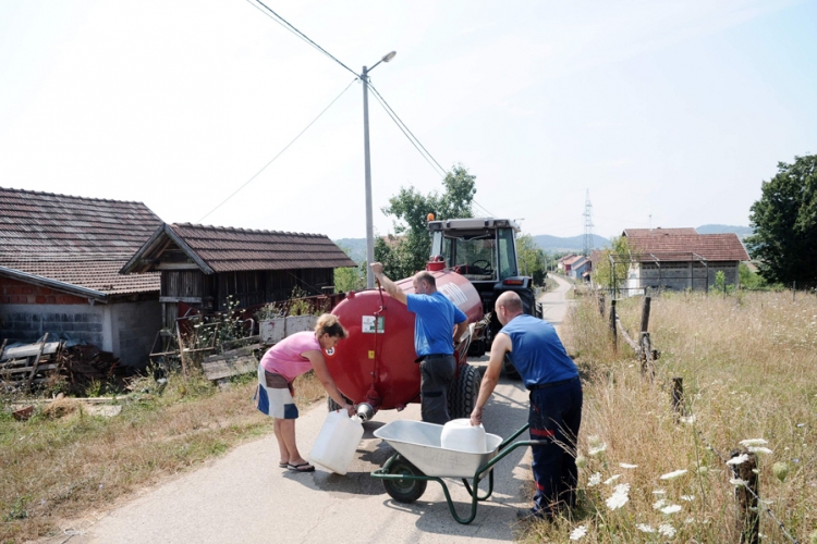 Besparica koči gradnju vodovoda