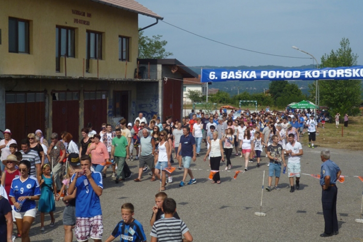 Kotorani šesti put oživjeli prošlost (FOTO)