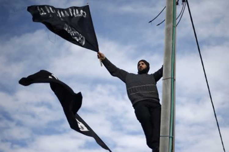 Islamska država teroriste vrbuje na Kosovu
