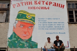 Nevesinje: Mural s likom Ratka Mladića