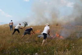 Skoro cijela površina brda Hum izgorila